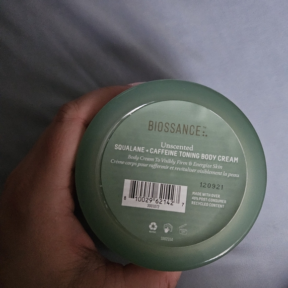 Biossance Squalane + Caffeine Toning Body Cream 200ml NWOT - Picture 8 of 8